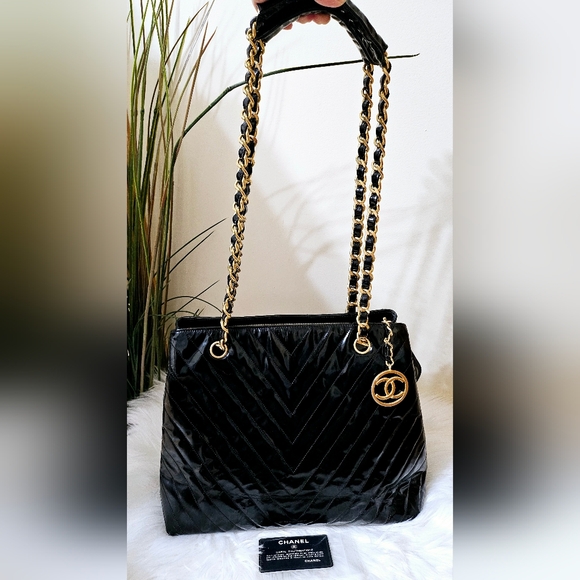 ❌SOLD❌ 🖤Chanel Tote🖤 - Picture 15 of 15